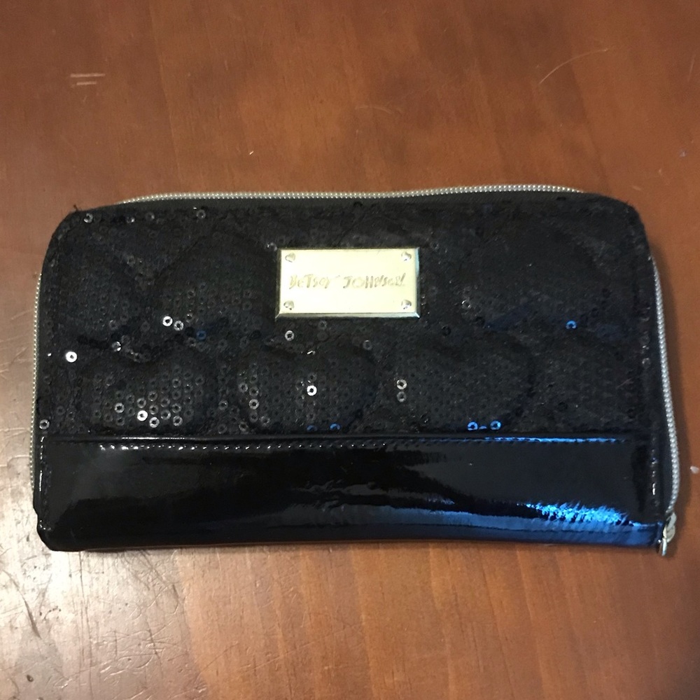 Betsey Johnson Heart Sequin Zipper Wallet Clutch